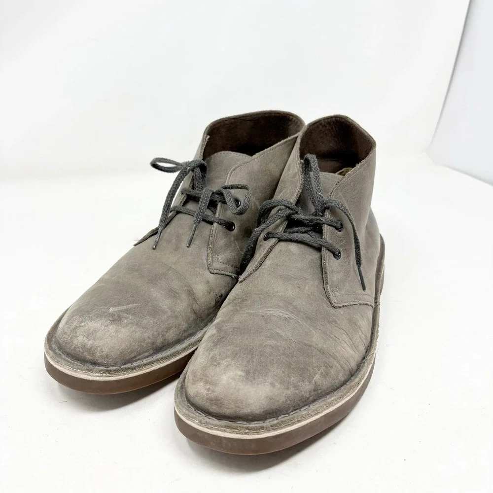 Clarks Desert Grey Leather Chukka Ankle Boots Mens Size 8.5 Lace Up Round Toe
